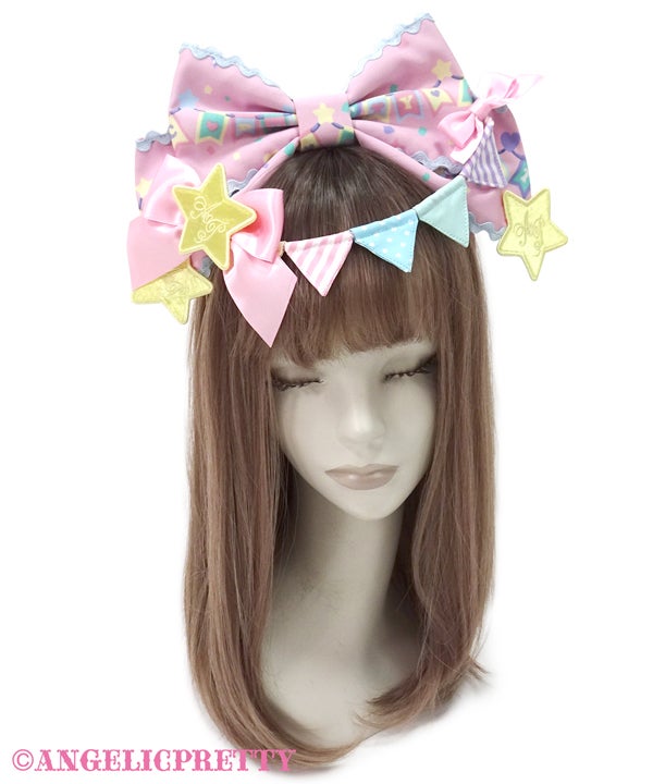 Happy Garland Mini Brooch by Angelic Pretty