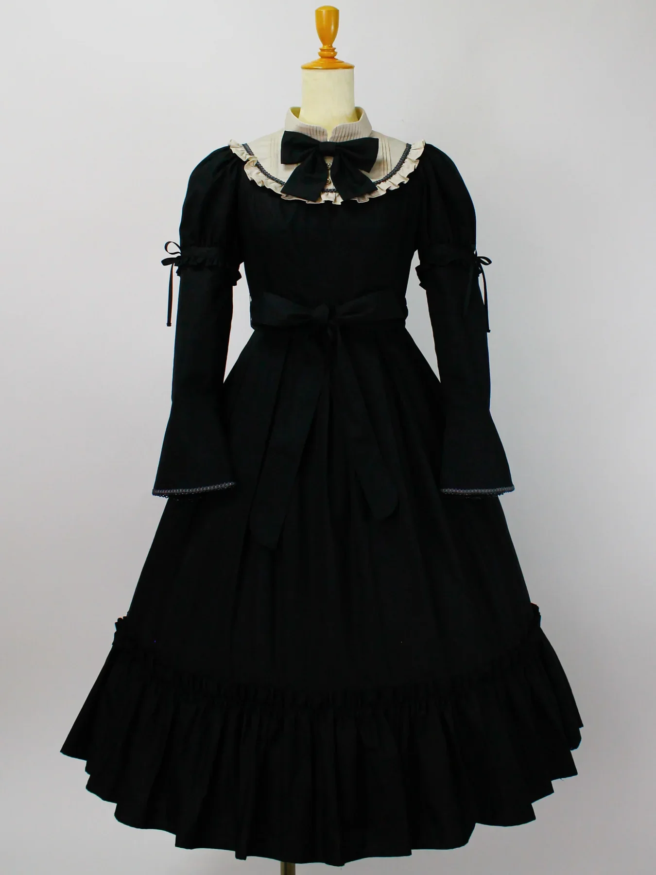 Verdure Mallory Long OP by Victorian Maiden