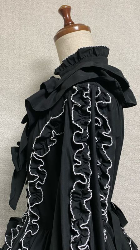 Standing Collar Princess OP (Pico Lace Frill) by Physical Drop