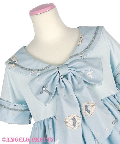 Dream Cat Go Round Cutsew OP by Angelic Pretty