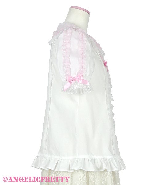 Topping Heart Blouse (2021 2nd Release) by Angelic Pretty