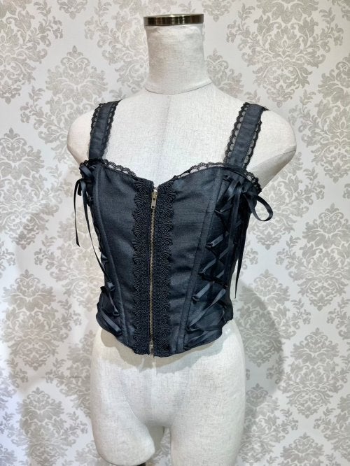 Noble Bustier and Skirt Set by Atelier Pierrot