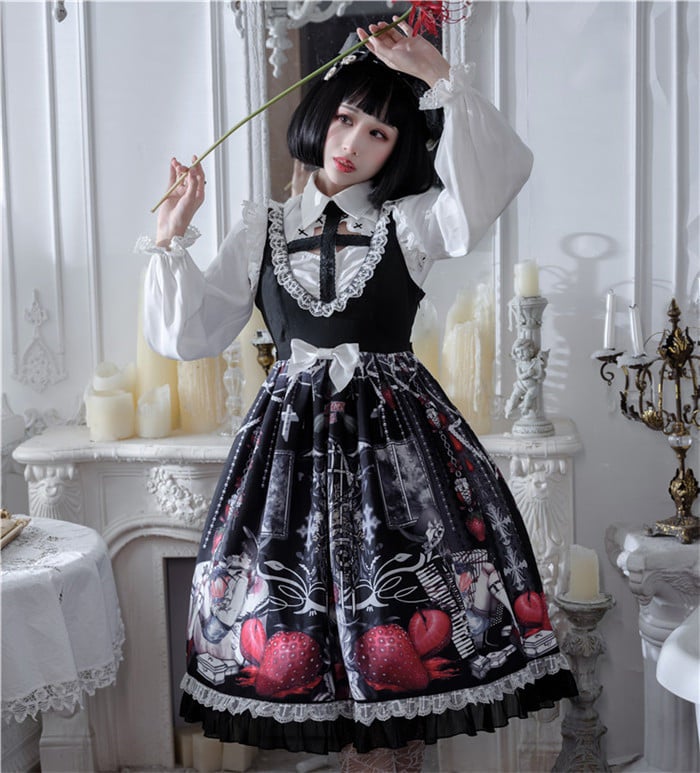To Alice ~ Strawberry Vampire JSK by Chinese Indie Brand