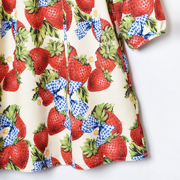 Contrast Strawberry OP by Emily Temple Cute