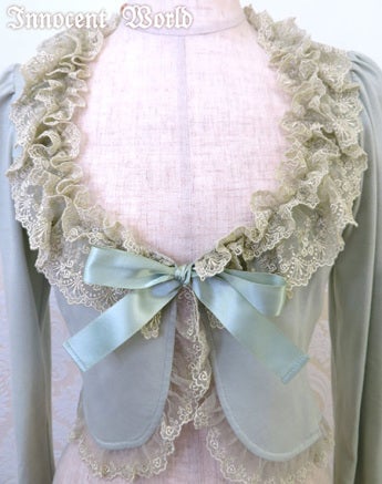 Rose Lace Millefeuille Bolero (2020 2nd Release) by Innocent World