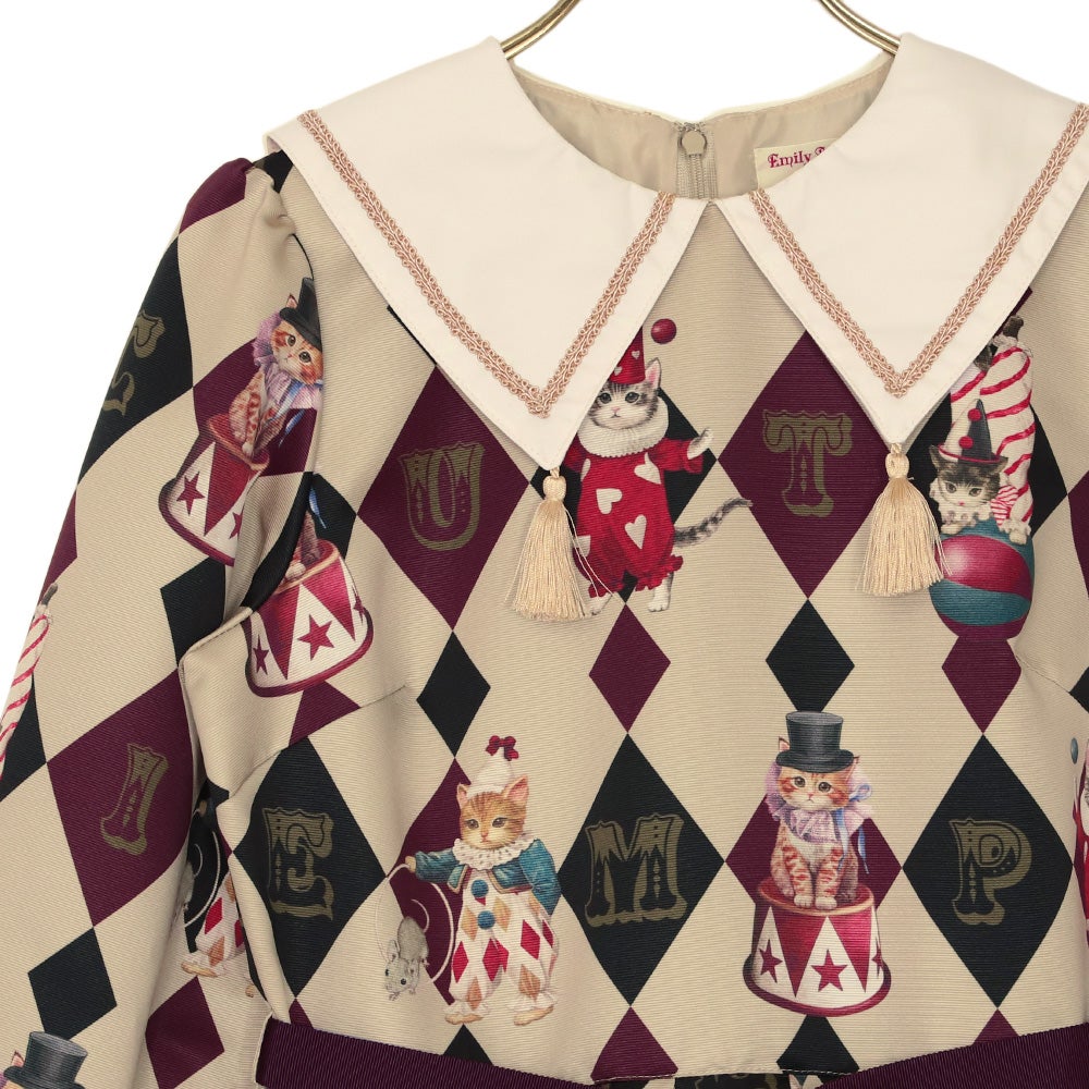CIRCUS CATS OP by Emily Temple Cute