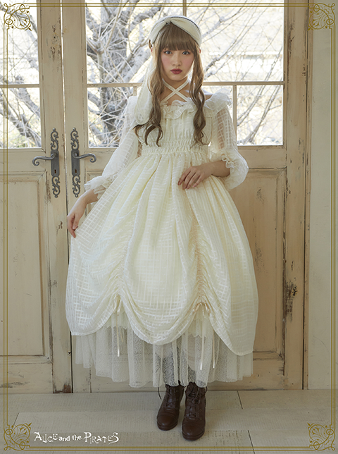 Carlotta OP by Alice and the Pirates