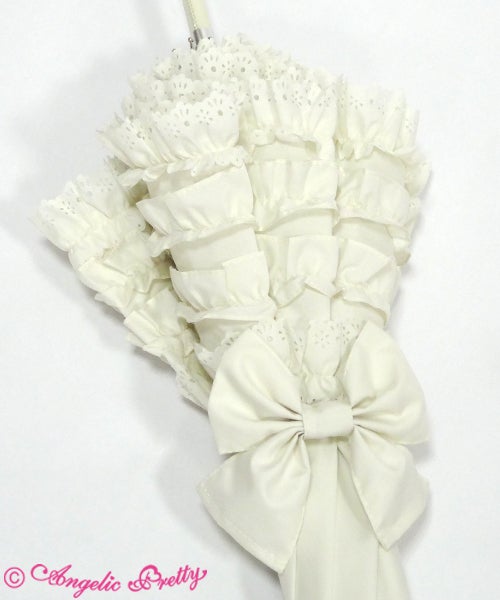 Frill Millefeuille Umbrella (2017) by Angelic Pretty