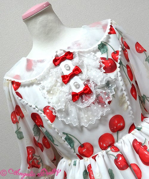 Angelic Pretty creamy cherry ワンピース チェリー柄 Creamy Cherry OP by Angelic Pretty