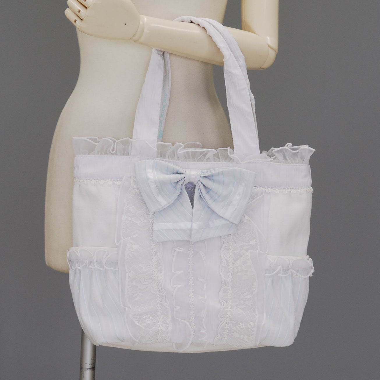 FRILL Stripe Ribbon Tote Bag by h.NAOTO