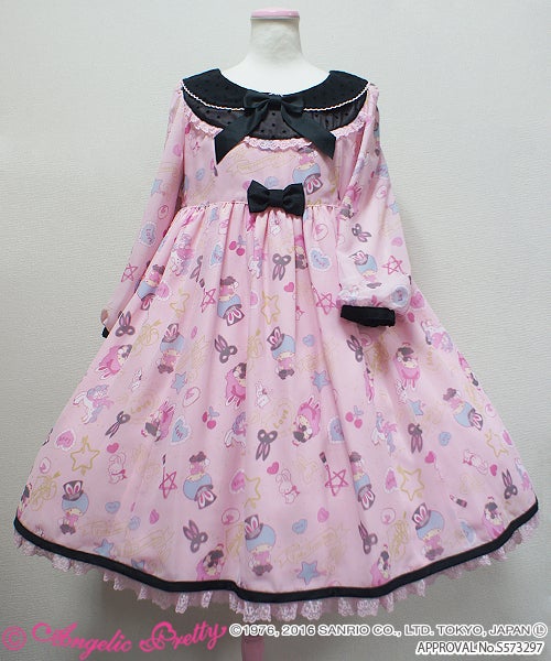 Cosmetic Bunny OP by Angelic Pretty
