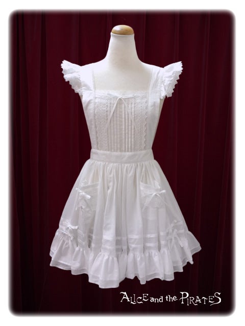 ALICE and the PIRATES エプロン オフ白 ALICE's Cotton Voile Apron by Alice and the Pirates