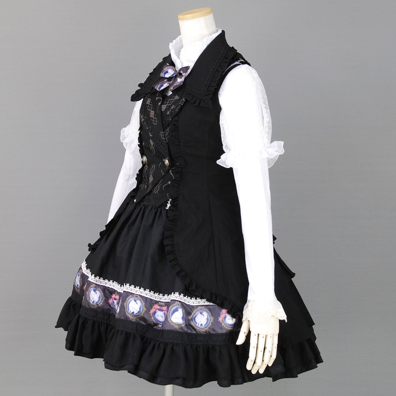 FRILL Tailored Collar Long Vest by h.NAOTO