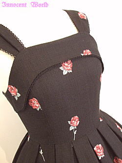 Cardinal Rose JSK (Short) by Innocent World