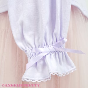 Lacy Heart Turtleneck Cutsew by Angelic Pretty