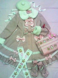 Pearl Ribbon Coat (Lamé Tweed Loop) by Angelic Pretty