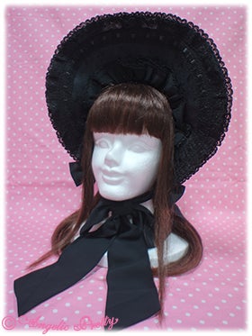 Princess Victoria Bonnet by Angelic Pretty