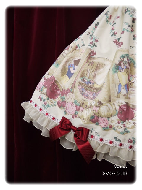 Disney's Snow White Frill JSK by Baby, the Stars Shine Bright