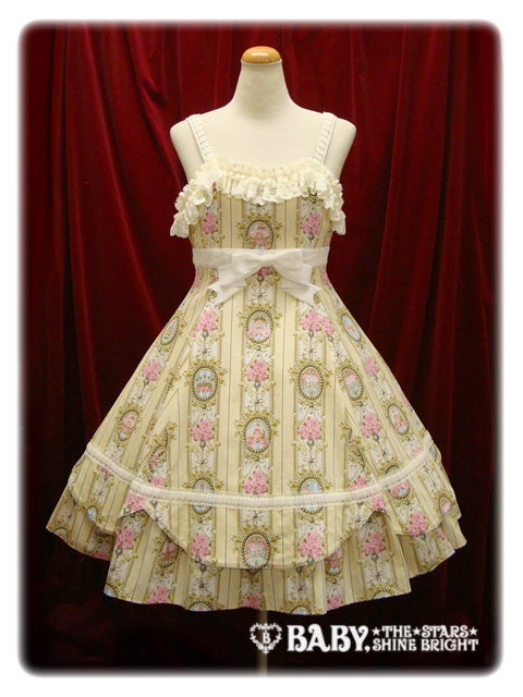 Queen's Coach JSK I by Alice and the Pirates