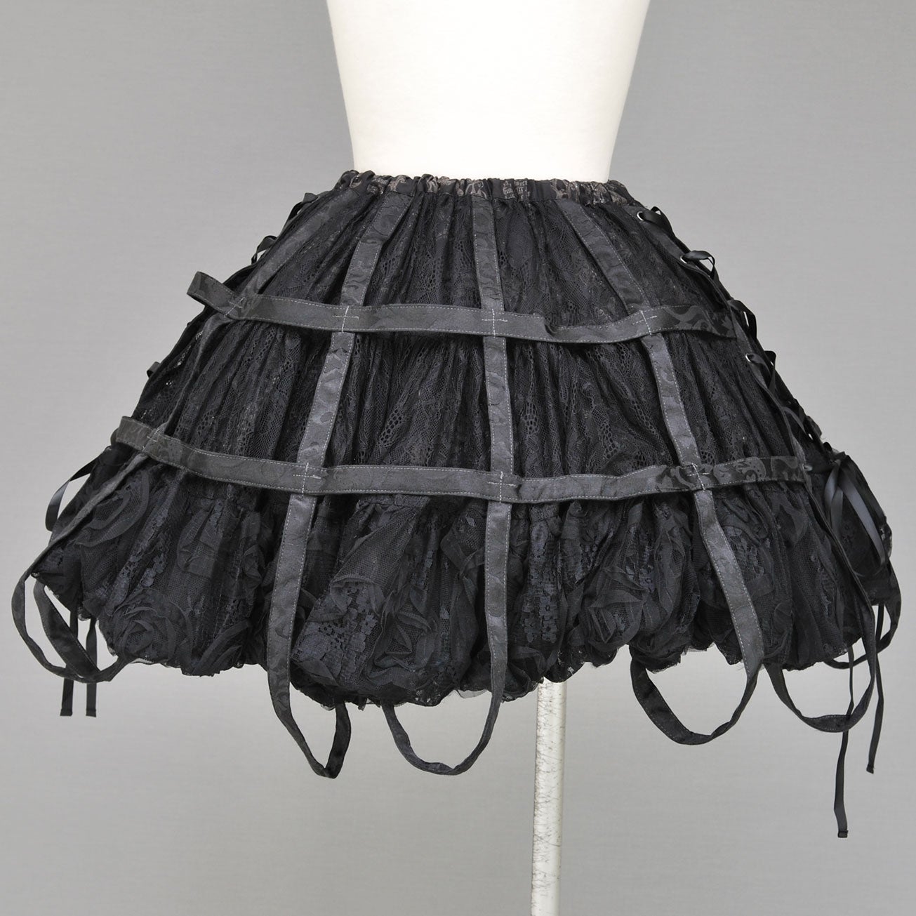FRILL Gothic Birdcage Skirt by h.NAOTO