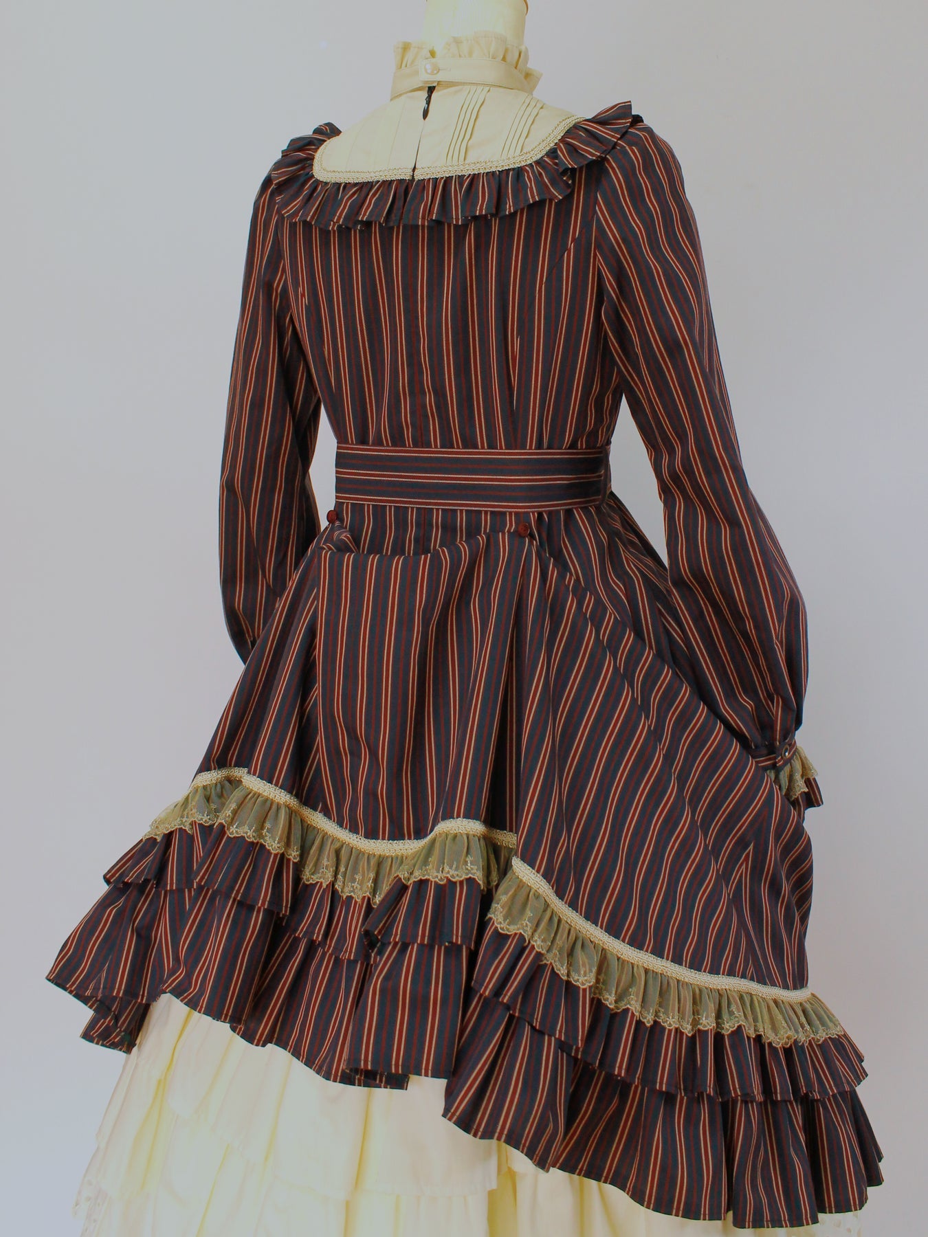 Regimen Classical Doll Long Dress OP (2024) by Victorian Maiden