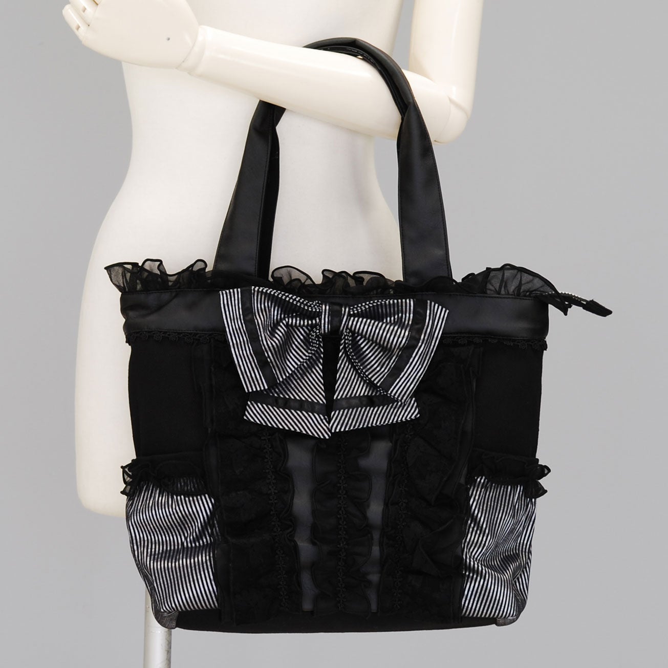 ルミニョン LL frill ribbon tote bag FRILL Stripe Ribbon Tote Bag by h.NAOTO