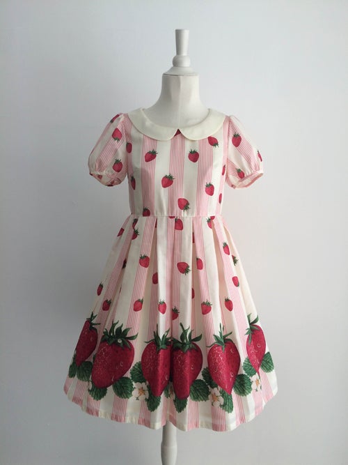 Strawberry Print OP by Leur Getter