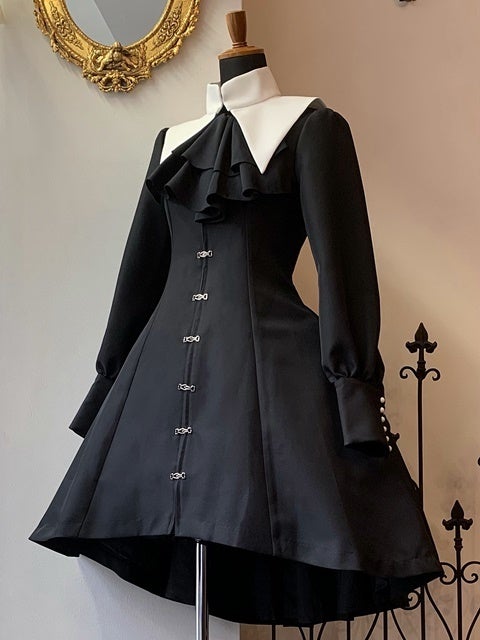 Clarissa OP (2020) by Atelier Boz