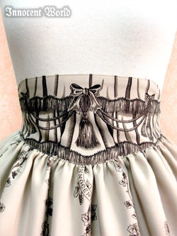 Story of Queen and Angels Skirt by Innocent World