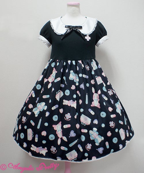 Fancy Hospital Cutsew OP (2017 2nd Release) by Angelic Pretty