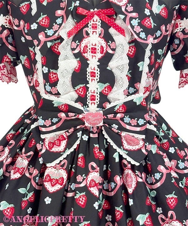 Strawberry Cake Party OP by Angelic Pretty