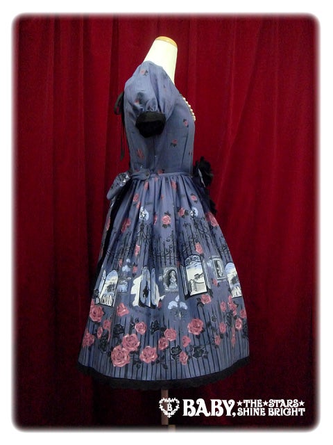 Vampire Prelude柄ワンピース 黒 ALICE and the ecece987-df52-5e78-839d-