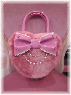 Heart Enamel Fur Bag by Angelic Pretty