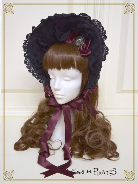 Night in the Devil's Castle Bonnet by Alice and the Pirates