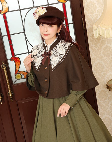 White Rose Cape by Innocent World