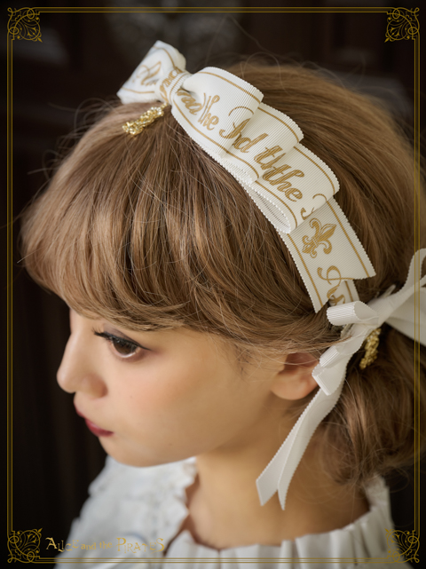 A/P Logo Ribbon Center Head Bow (2026) by Alice and the Pirates