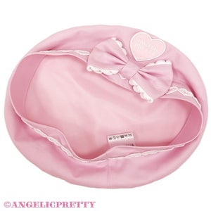 Heart patch Beret by Angelic Pretty