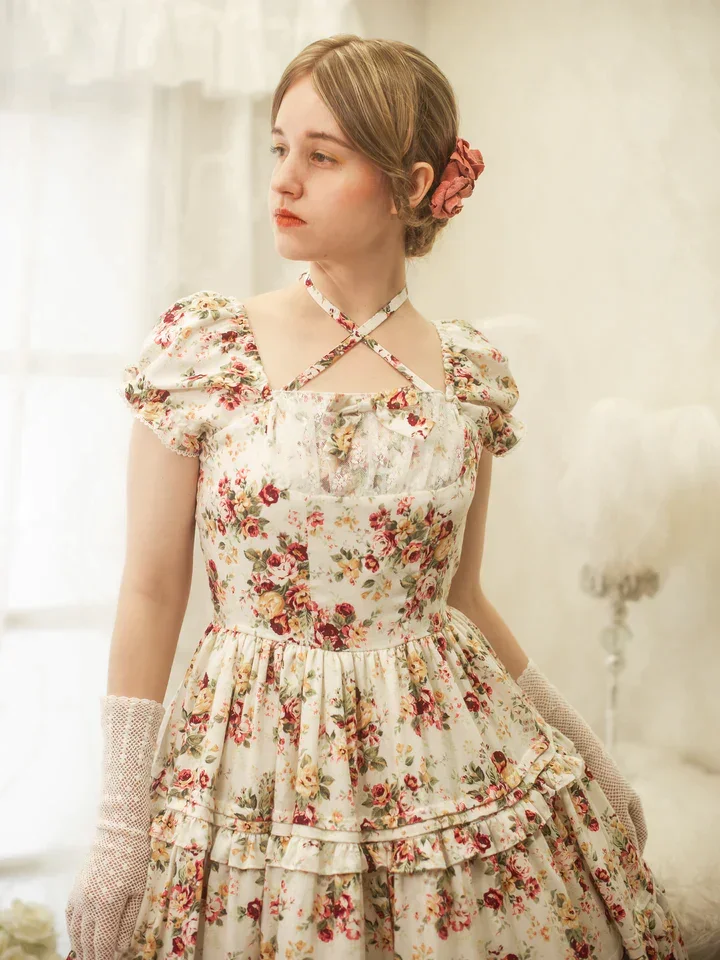 台風接近セール。ブランド(ブリッタゲーリック)モダンドレスモデル身長143cm Rococo Bouquet Print Tiered Long OP by Victorian Maiden