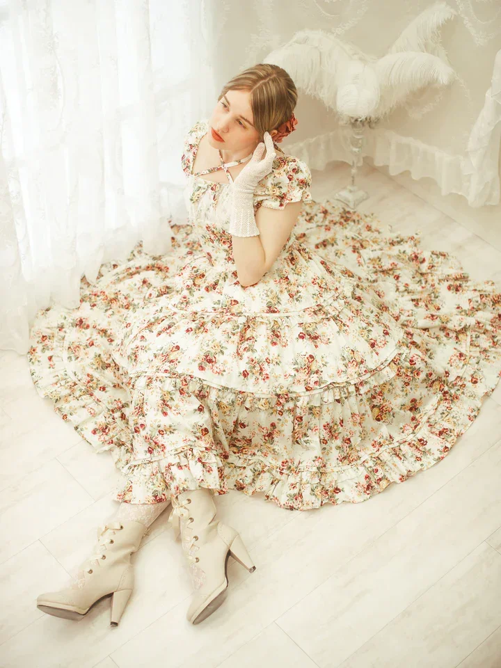 Limited Item] Tiered Long Dress by Victorian Maiden