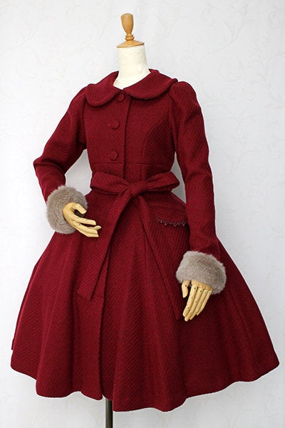 Elegant Coat with Hood and Cape (2018) by Victorian Maiden