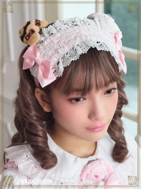 Kumya's Lovely Parade Headdress by Baby, the Stars Shine Bright