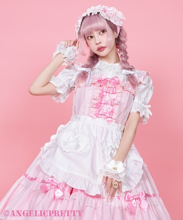 Lovely Heart Apron (2025) by Angelic Pretty