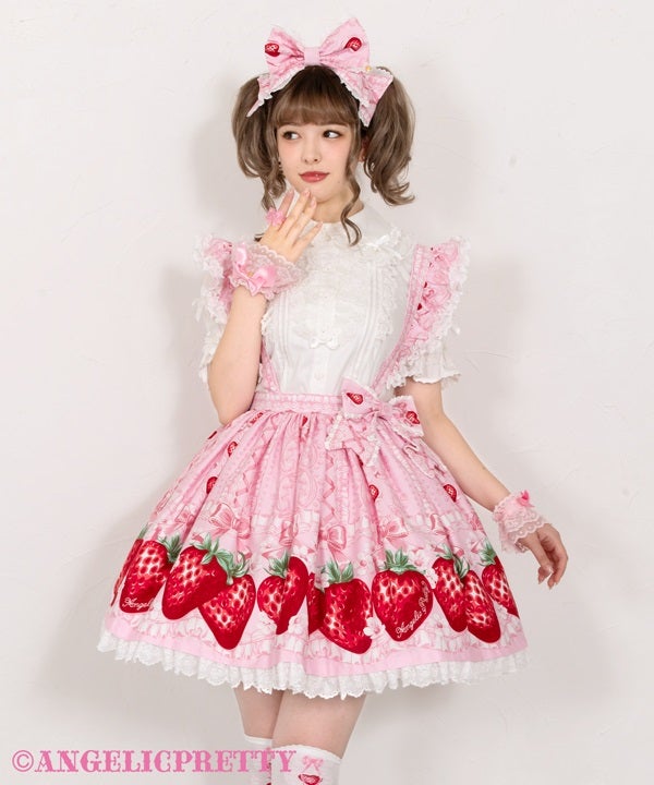 Decoration Strawberry Skirt by Angelic Pretty