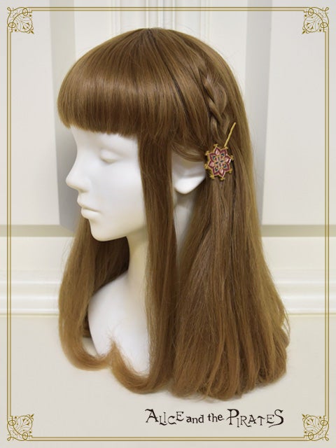 Scheherazade Hair Pin (2025) by Alice and the Pirates