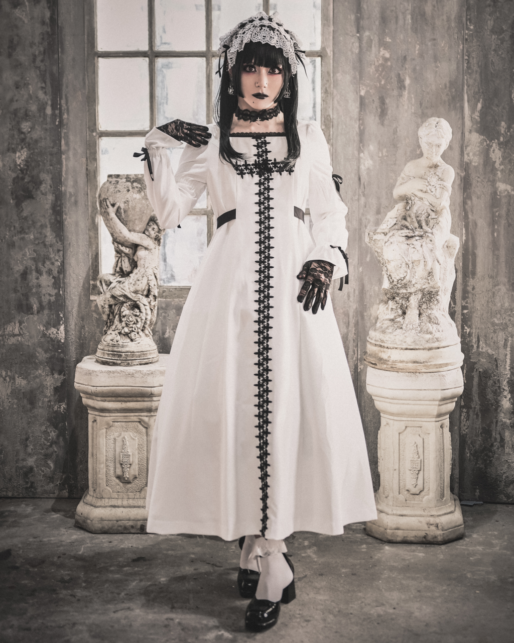 Moi-meme-Moitie☆クロスアーチレースリボンオーバーニー☆ 白黒 Lily Cross Lace Long OP by Moi-même-Moitié