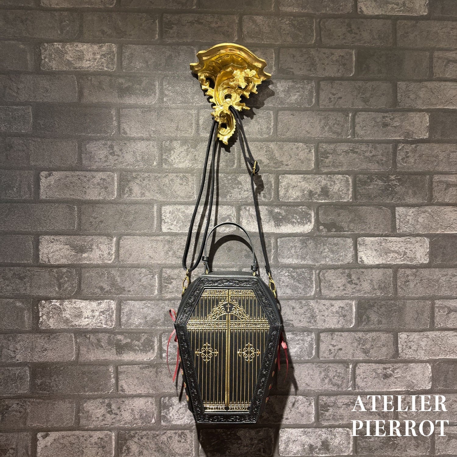 ミュージシャン ATELIER PIERROT Iron Gate Coffin Bag Iron Gate Coffin Bag by Atelier Pierrot