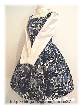 Velveteen Rose Crown Tuck JSK by Innocent World