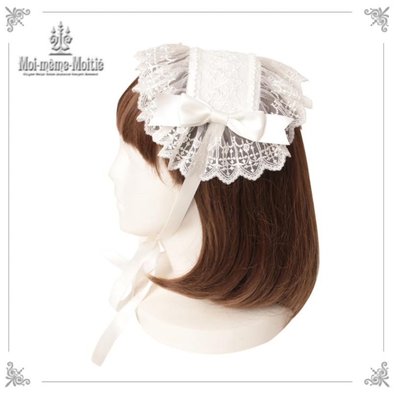 Cross Arch Lace Headdress by Moi-même-Moitié
