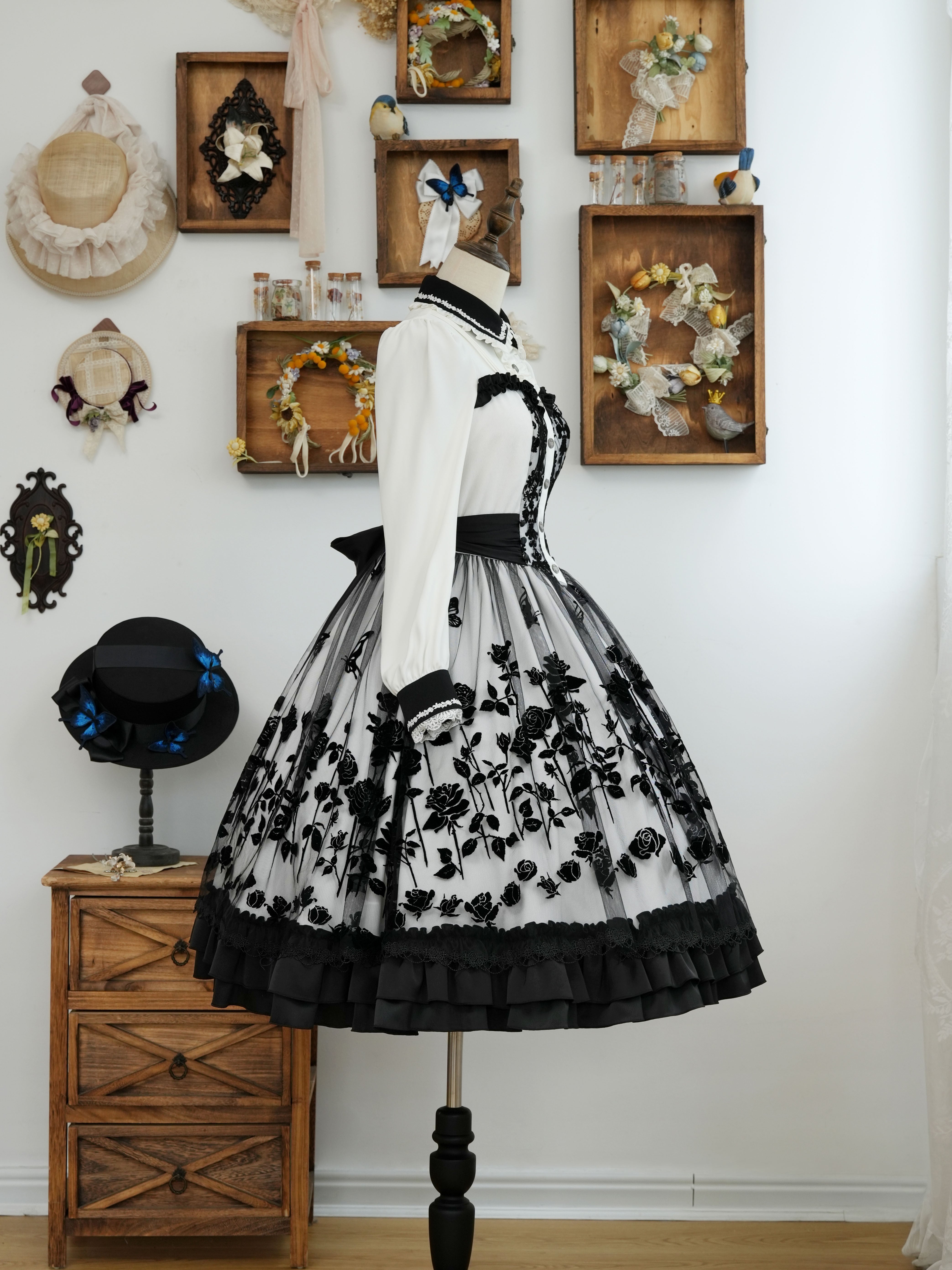 Hoshibako Works ~ Rosengarten Lace Overlay Bustier OP by Chinese