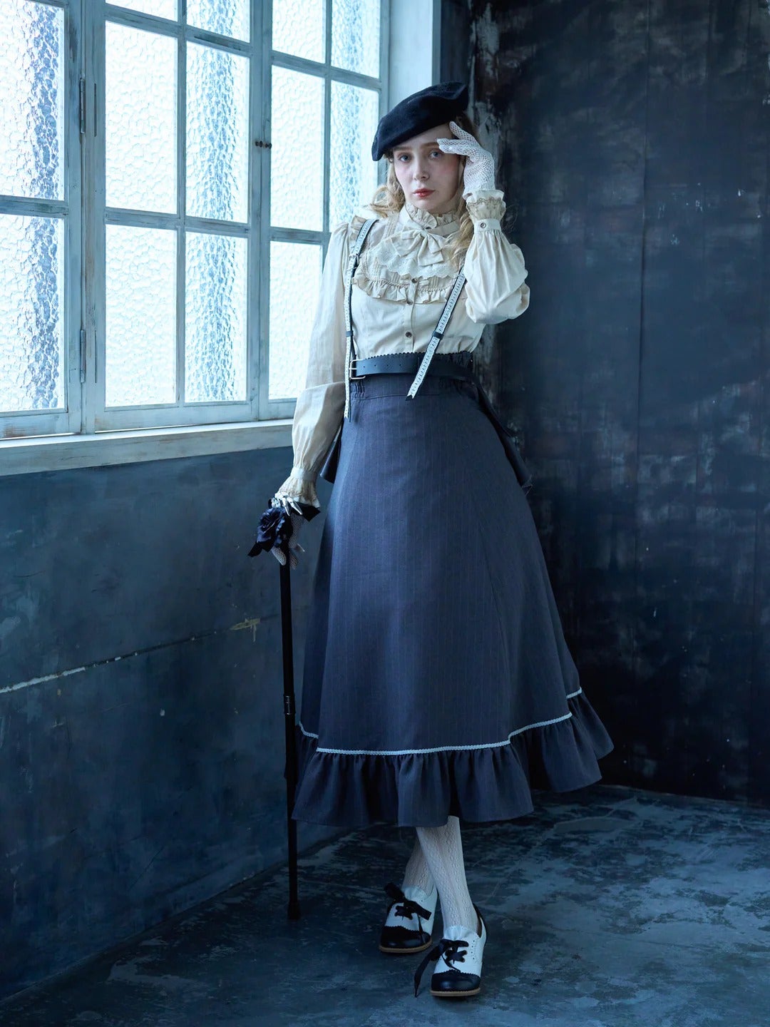 最終値下 Ribbon brooch frill mini skirt ブラック Knights Never Ruffle Ribbon Skirt by Victorian Maiden